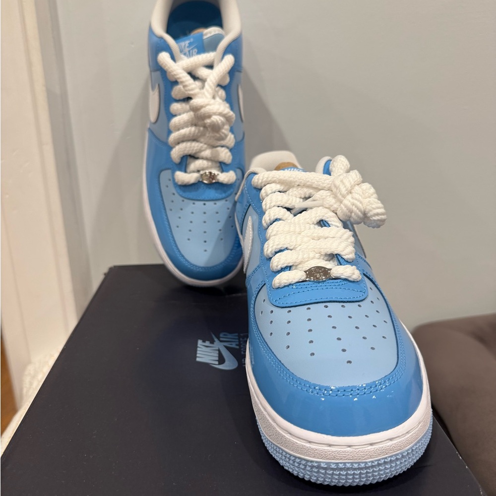 Nike Air Force 1 Sneakers LV8